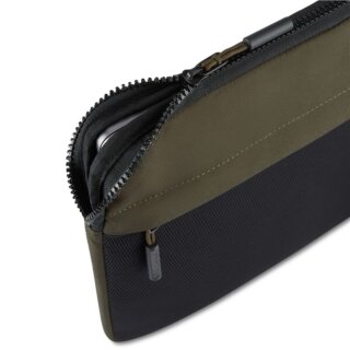 Pipetto Expand Sleeve becsúsztatós neoprén l MacBook Air 13" / Pro 13" / Pro 14" tok - sötétzöld