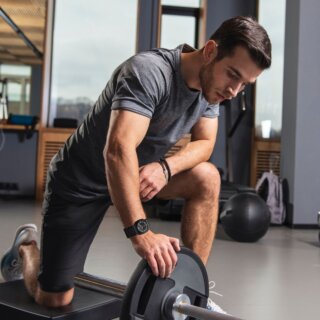 iKi Silicone Garmin Fenix 5S / 5S PLUS / 6S / 6S PRO / 7S / 8 (43mm) szilikon szíj - titán