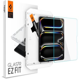 Spigen Glas.tR EZ Fit iPad Pro 13” (2024) kijelzővédő üveg felhelyező applikátorral